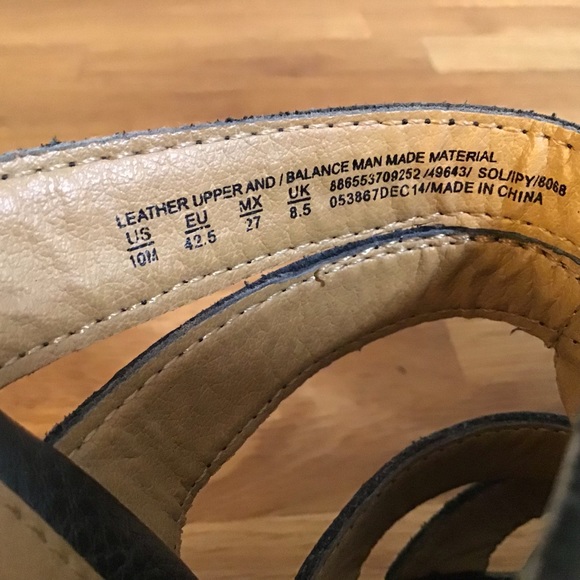 Sweet Leather Sandals - Picture 7 of 7